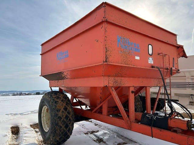 1980 Killbros 490 Equipment Image0