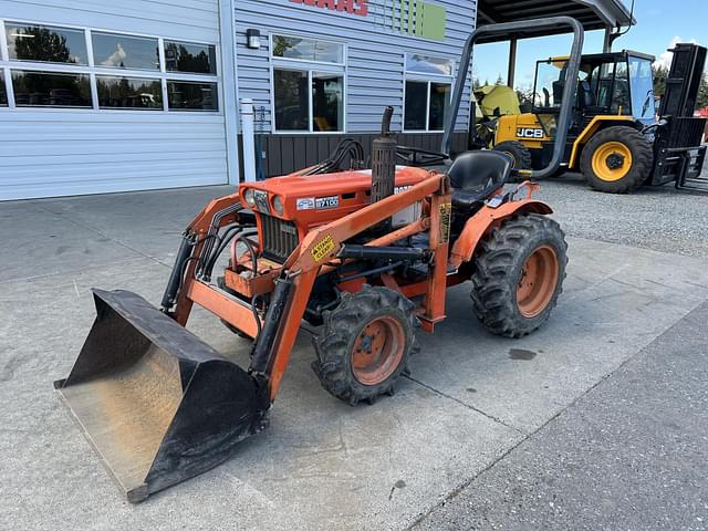 Image of Kubota B7100 equipment image 1