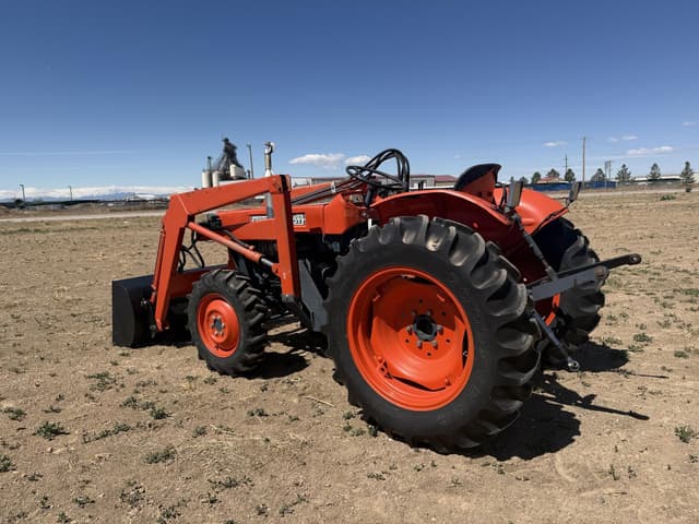 Image of Kubota L245DT equipment image 2