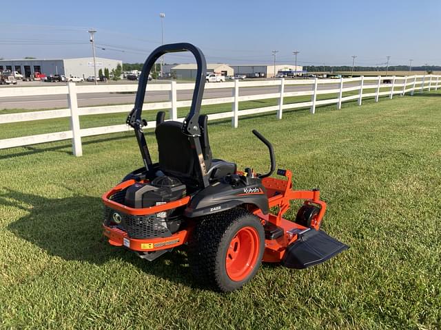 Image of Kubota Z422 equipment image 2