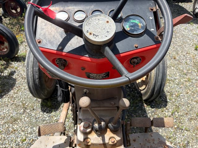 Image of Massey Ferguson 245 equipment image 3