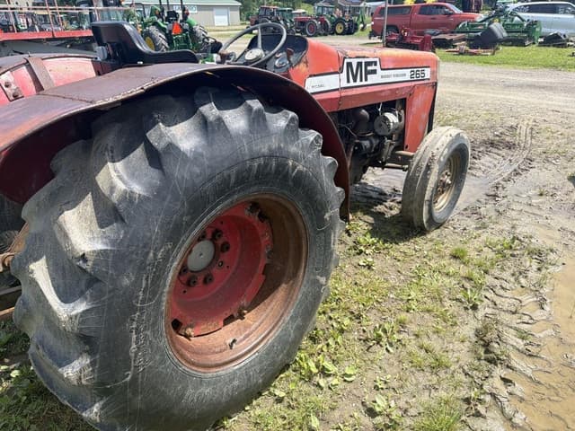 Image of Massey Ferguson 265 equipment image 4