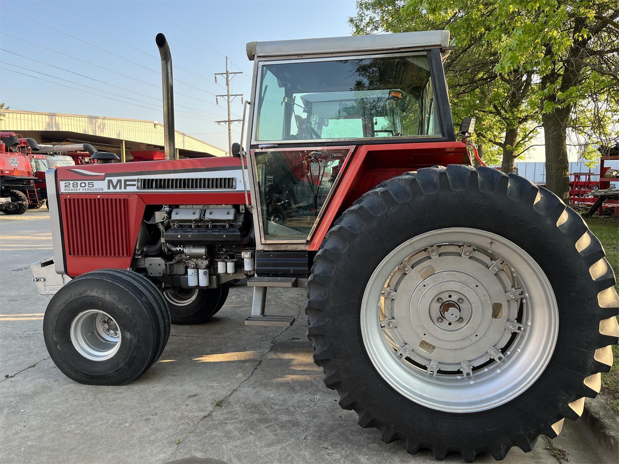 Main image Massey Ferguson 2805