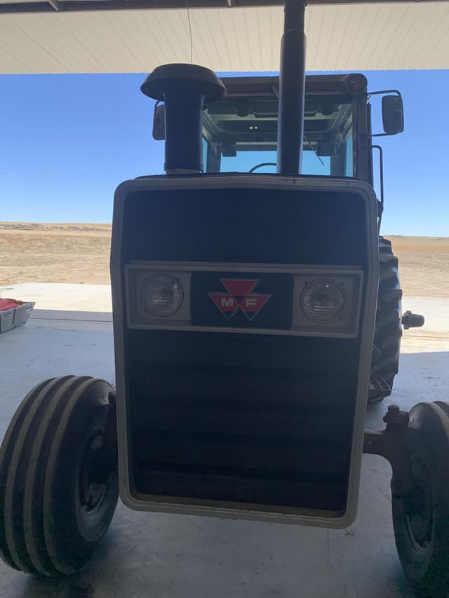 Image of Massey Ferguson 2805 equipment image 2
