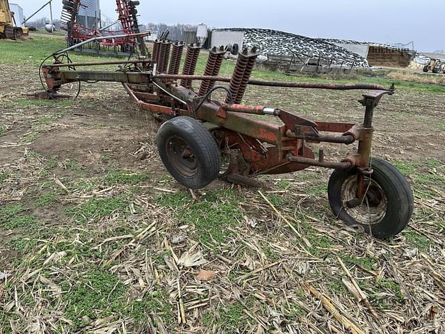 Image of Massey Ferguson 880 equipment image 3