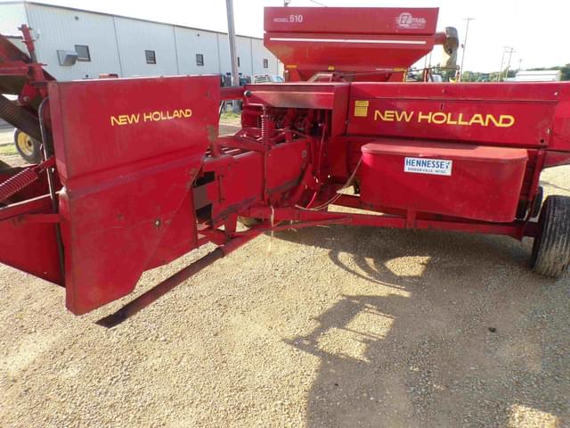 Image of New Holland 315 equipment image 4