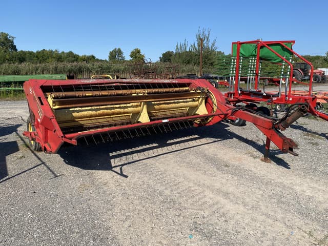 Image of New Holland 489 equipment image 1