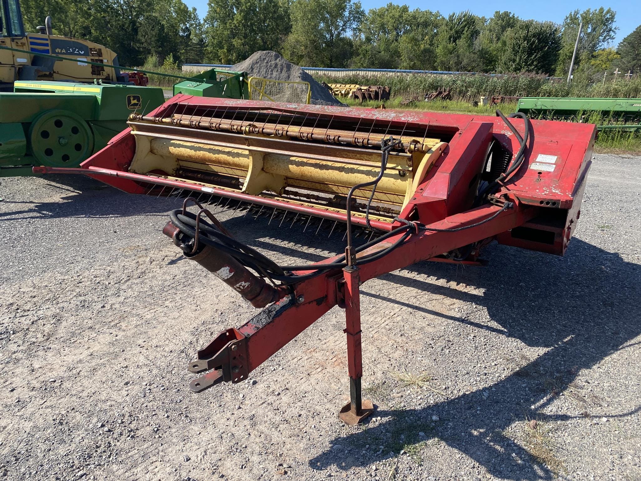 1980 New Holland 489 Equipment Image0