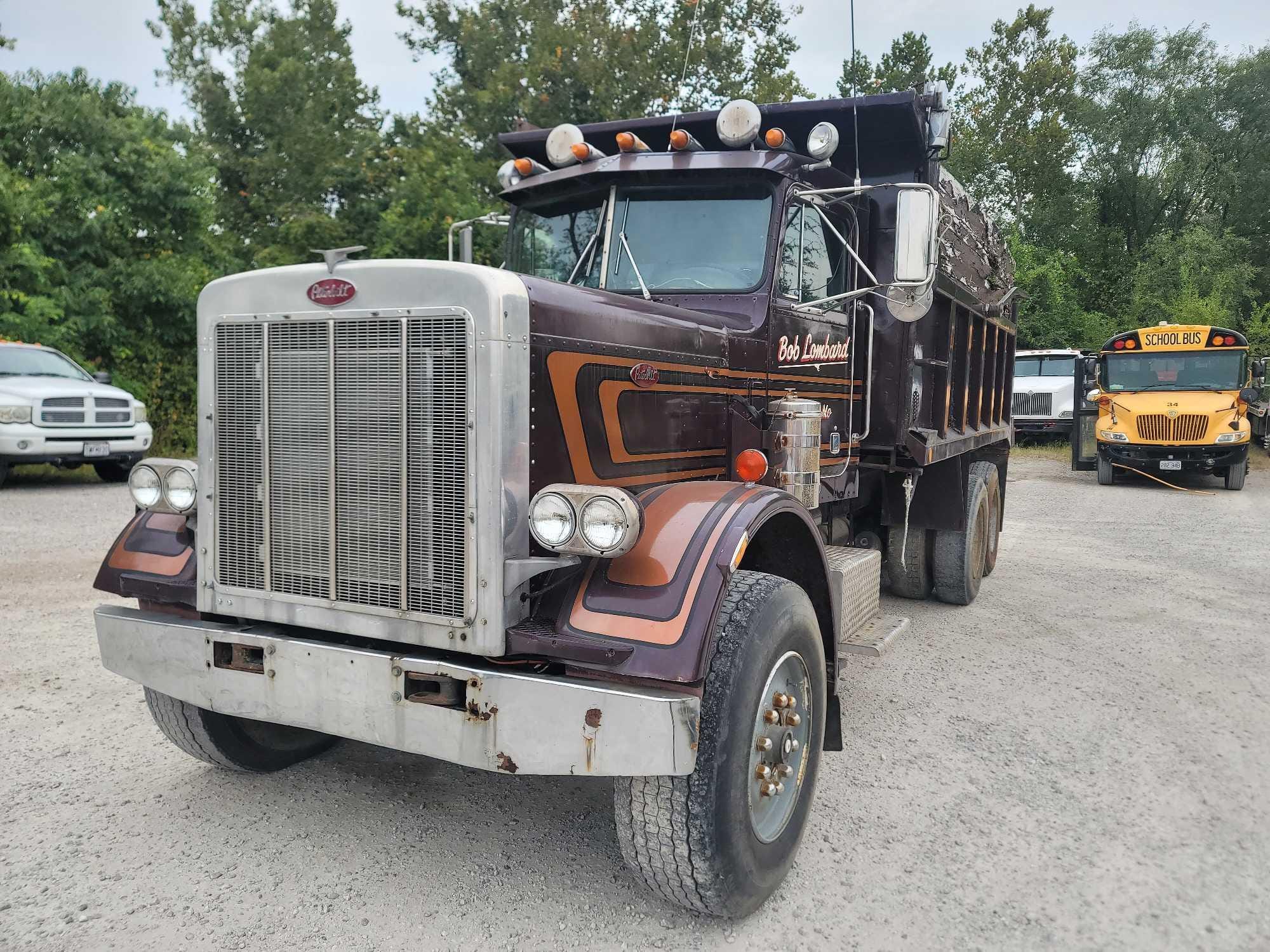 Main image Peterbilt 359
