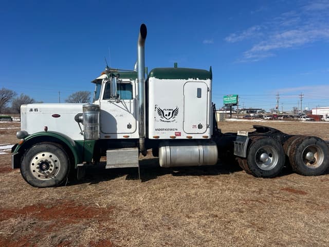 Image of Peterbilt 359 equipment image 1