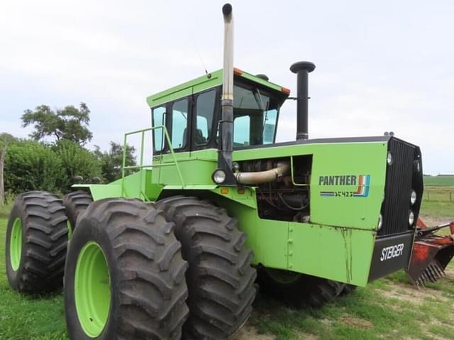 Image of Steiger Panther III ST-310 equipment image 2