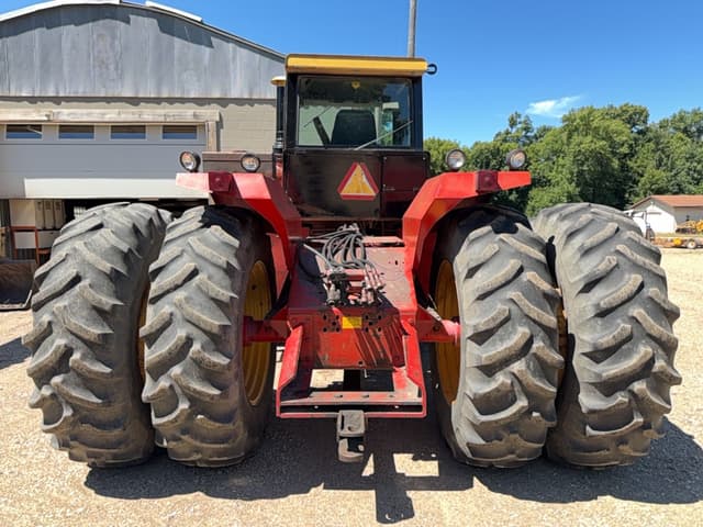 Image of Versatile 895 equipment image 3