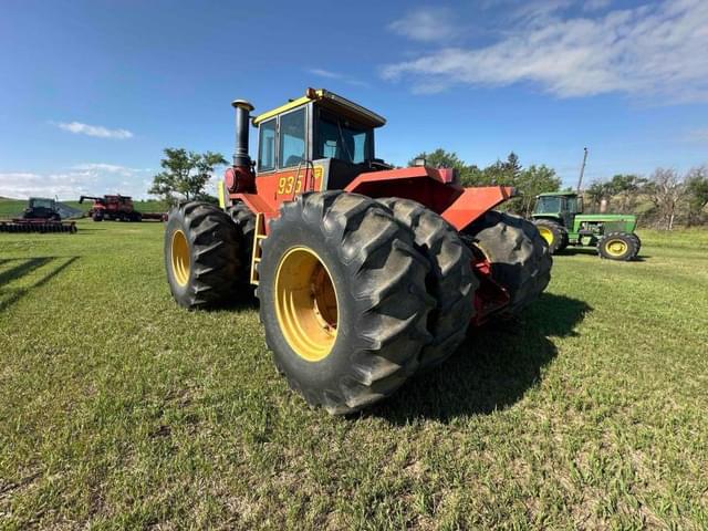 Image of Versatile 935 equipment image 1