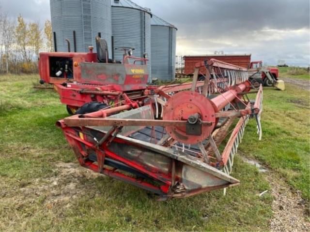 Image of Versatile 400 equipment image 1