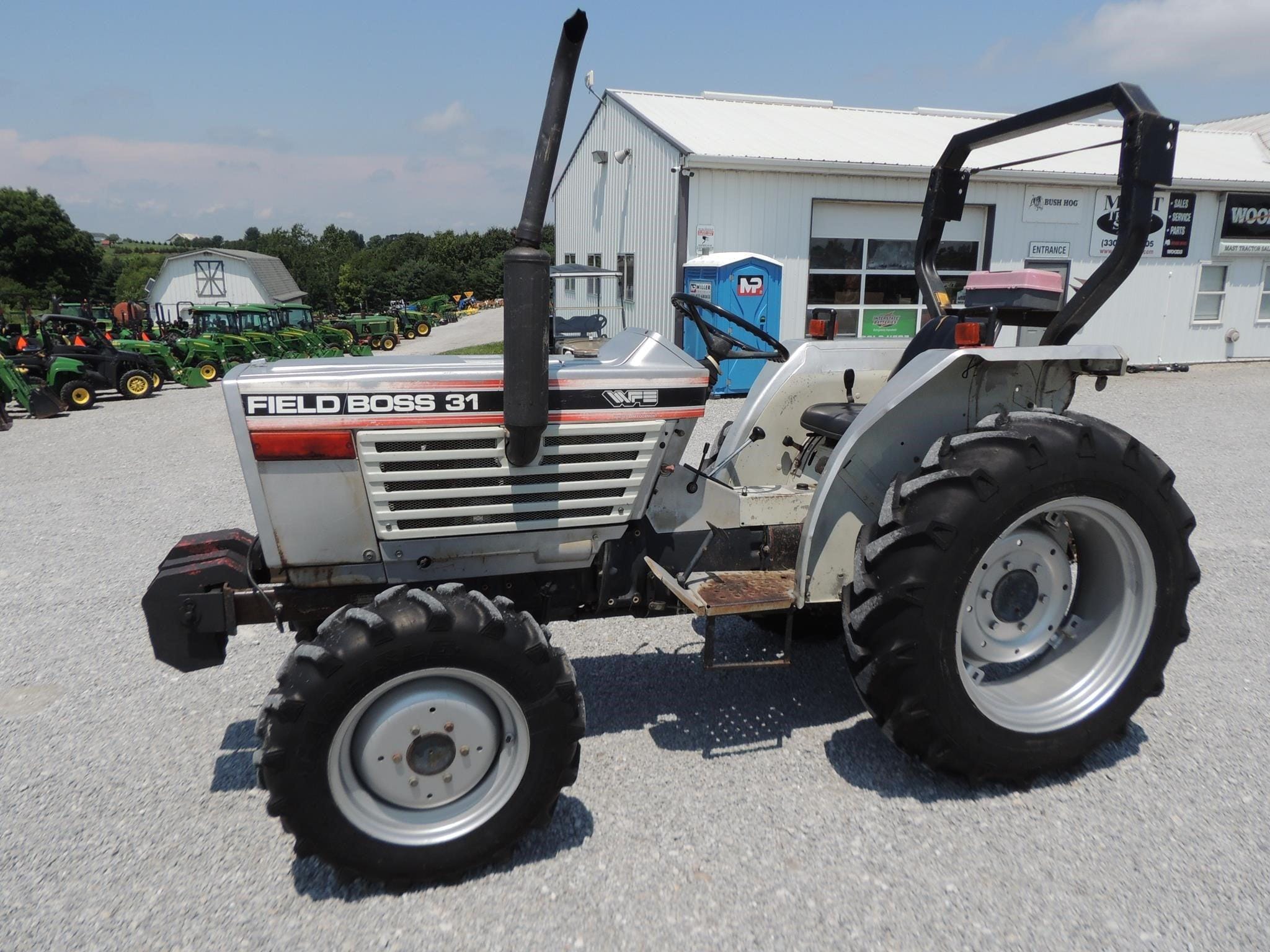 1980 White Field Boss 31 Equipment Image0