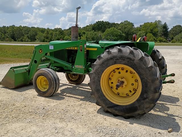 Image of John Deere 2640 equipment image 3