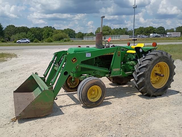 Image of John Deere 2640 equipment image 1