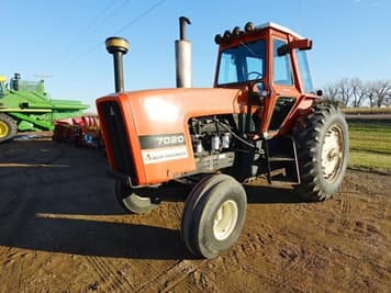 Main image Allis Chalmers 7020