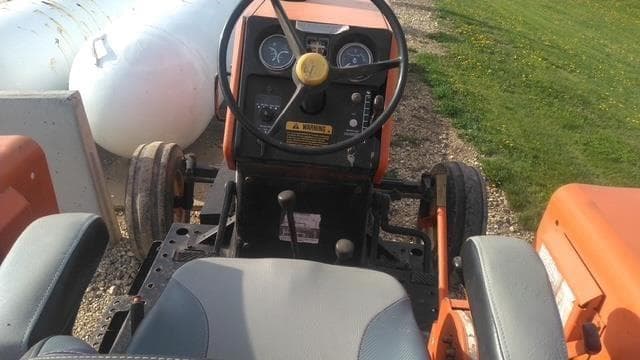 Image of Allis Chalmers 6060 equipment image 4