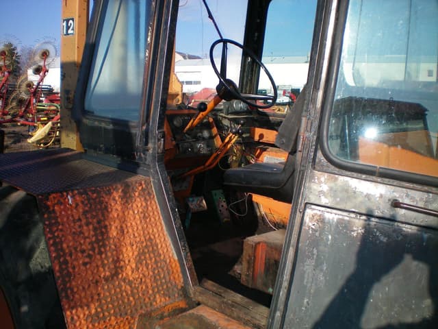 Image of Allis Chalmers 708C equipment image 4