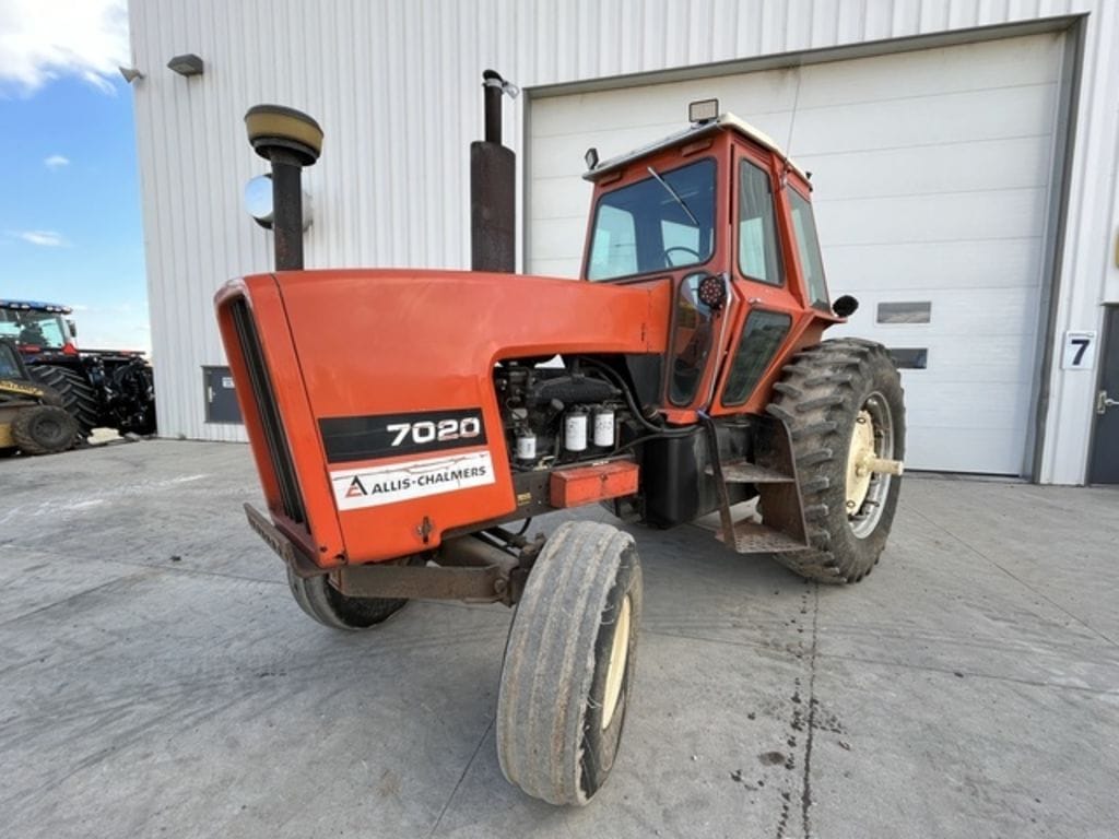 Main image Allis Chalmers 7020