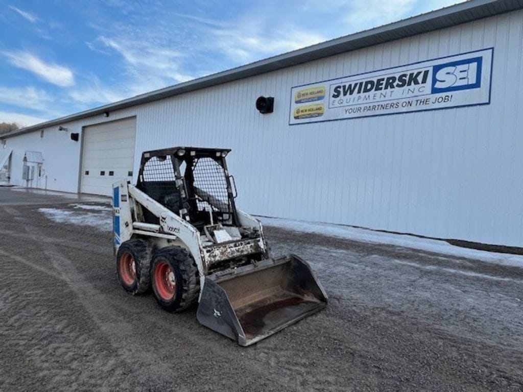 1981 Bobcat 743 Equipment Image0