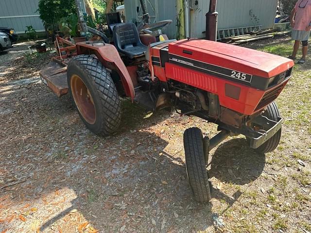 Image of Case IH 245 equipment image 3