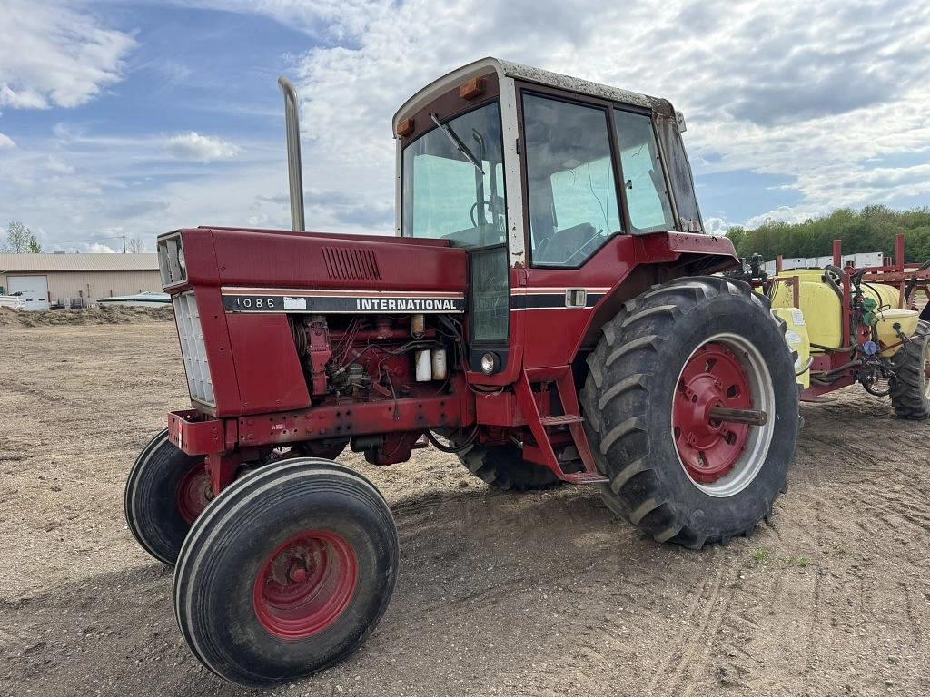 Image of International Harvester 1086 Primary image
