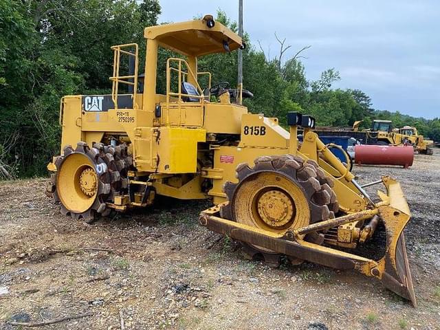 Image of Caterpillar 815B equipment image 4