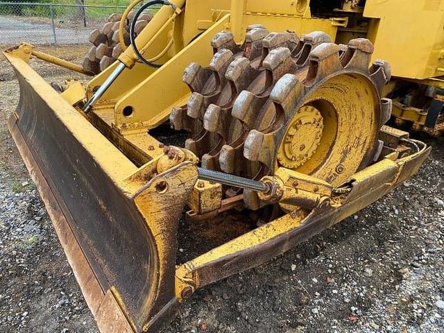Image of Caterpillar 815B equipment image 3