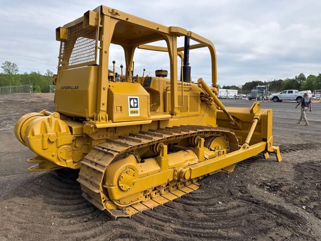 Image of Caterpillar D6D equipment image 2