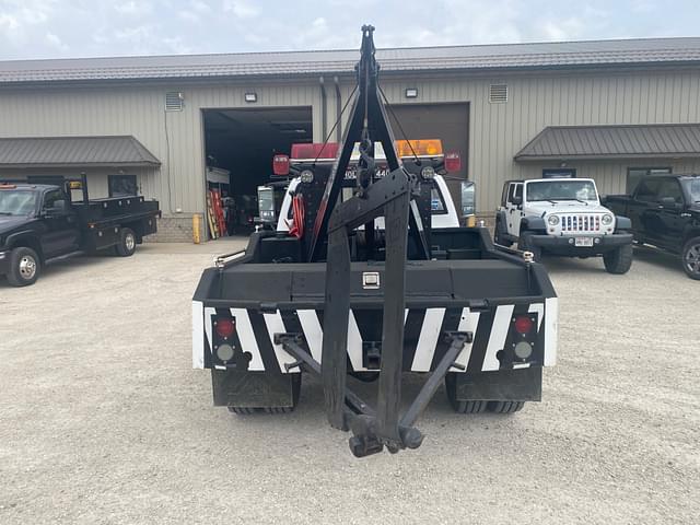 Image of Chevrolet 3500 equipment image 4