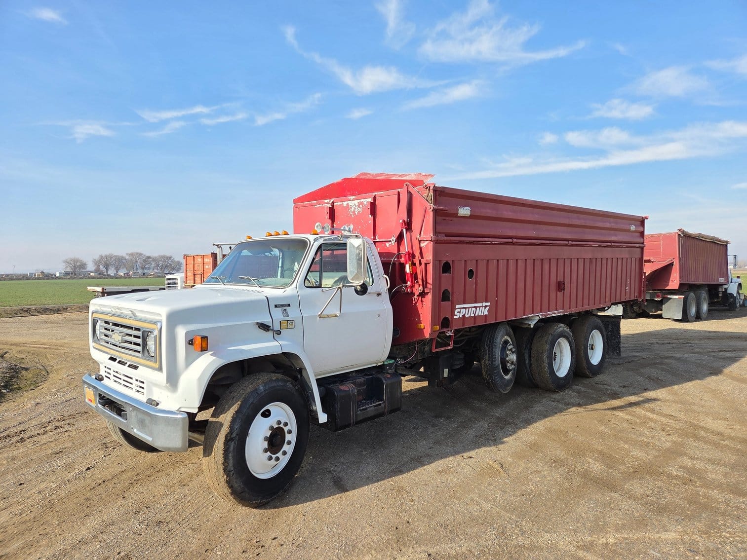 1981 Chevrolet C70 Equipment Image0