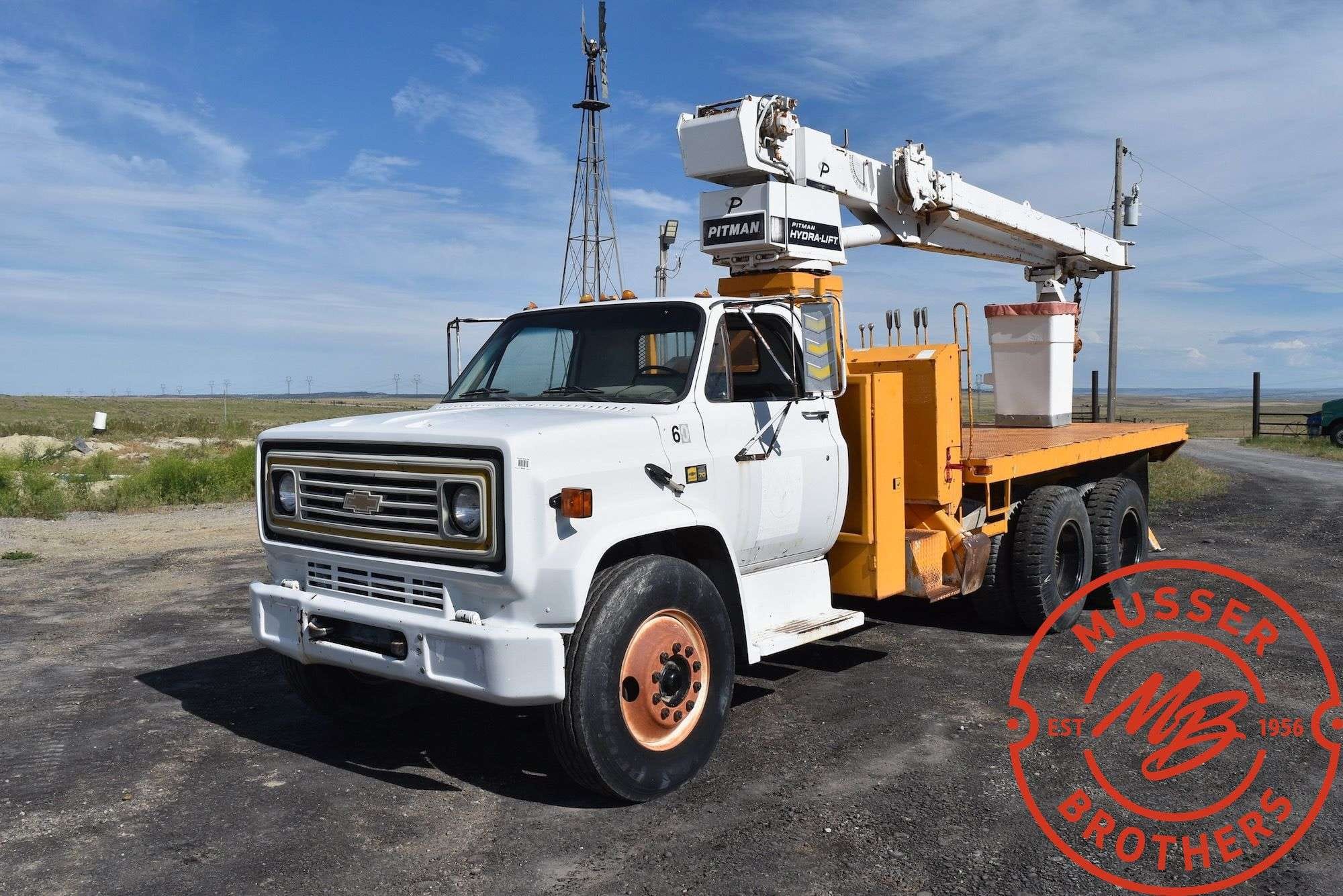 1981 Chevrolet C70 Equipment Image0