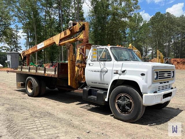 Image of Chevrolet C70 equipment image 2
