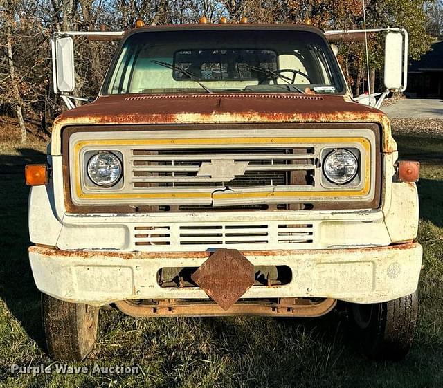 Image of Chevrolet C70 equipment image 1