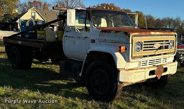 Image of Chevrolet C70 equipment image 2