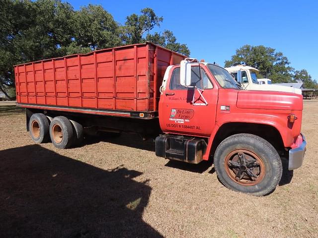 Image of Chevrolet 70 equipment image 1