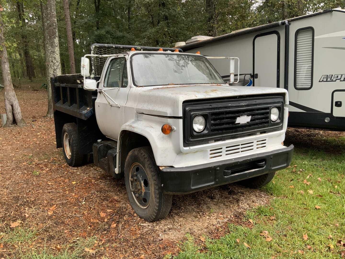 1981 Chevrolet Kodiak C6500 Equipment Image0