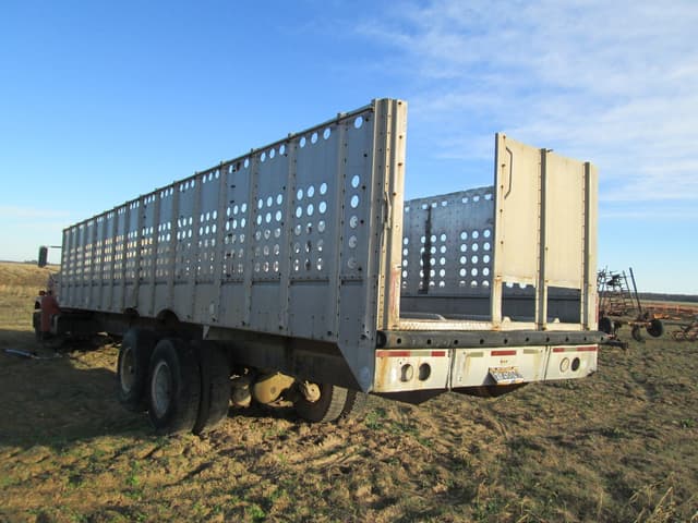 Image of Chevrolet Kodiak equipment image 4