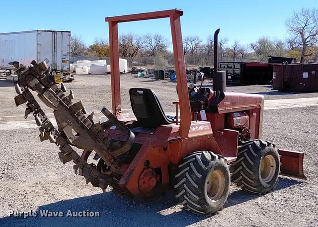 Image of Ditch Witch 2300 equipment image 4