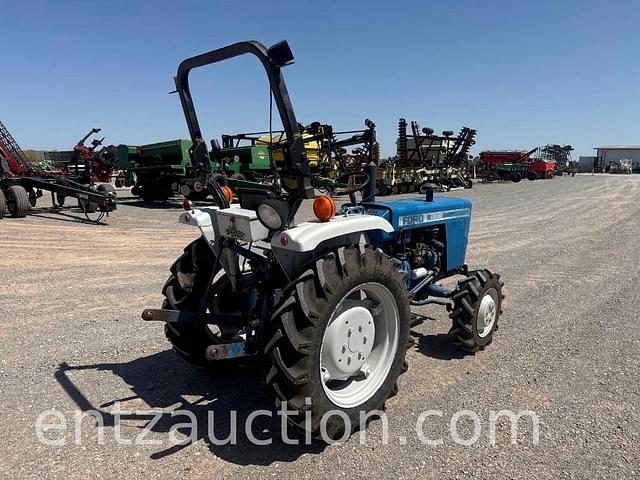 Image of Ford 1500 equipment image 4