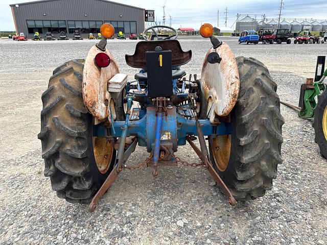 Image of Ford 2600 equipment image 4