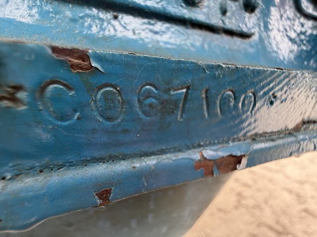 Image of Ford 3600 equipment image 4