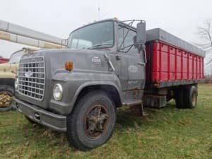 1981 Ford F-700 Image