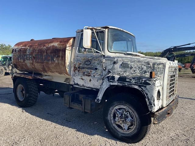 Image of Ford 7000 equipment image 4