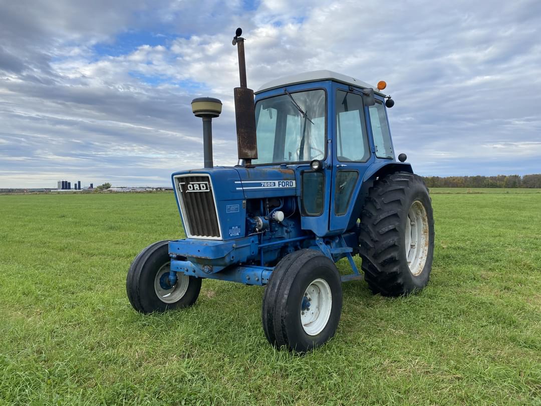 Image of Ford 7600 Primary image