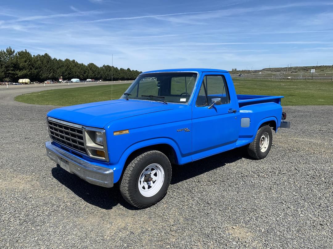 Image of Ford F-100 Primary image