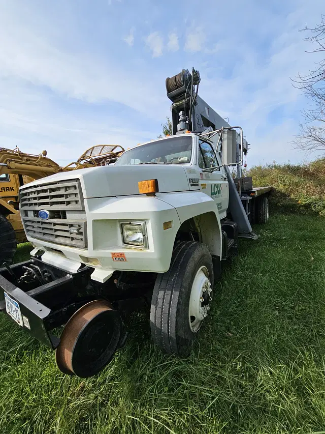 Image of Ford F-800 equipment image 1