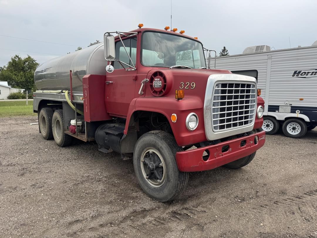 Image of Ford L800 Primary image